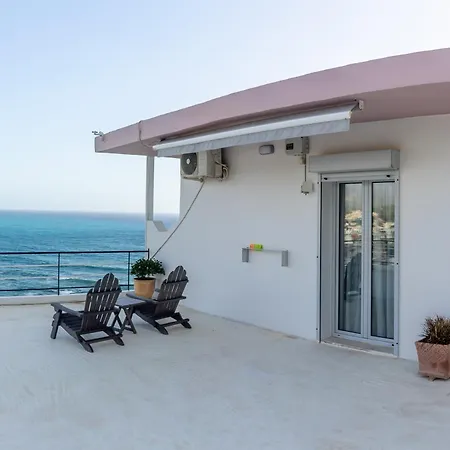 Penthouse Πλακιάς